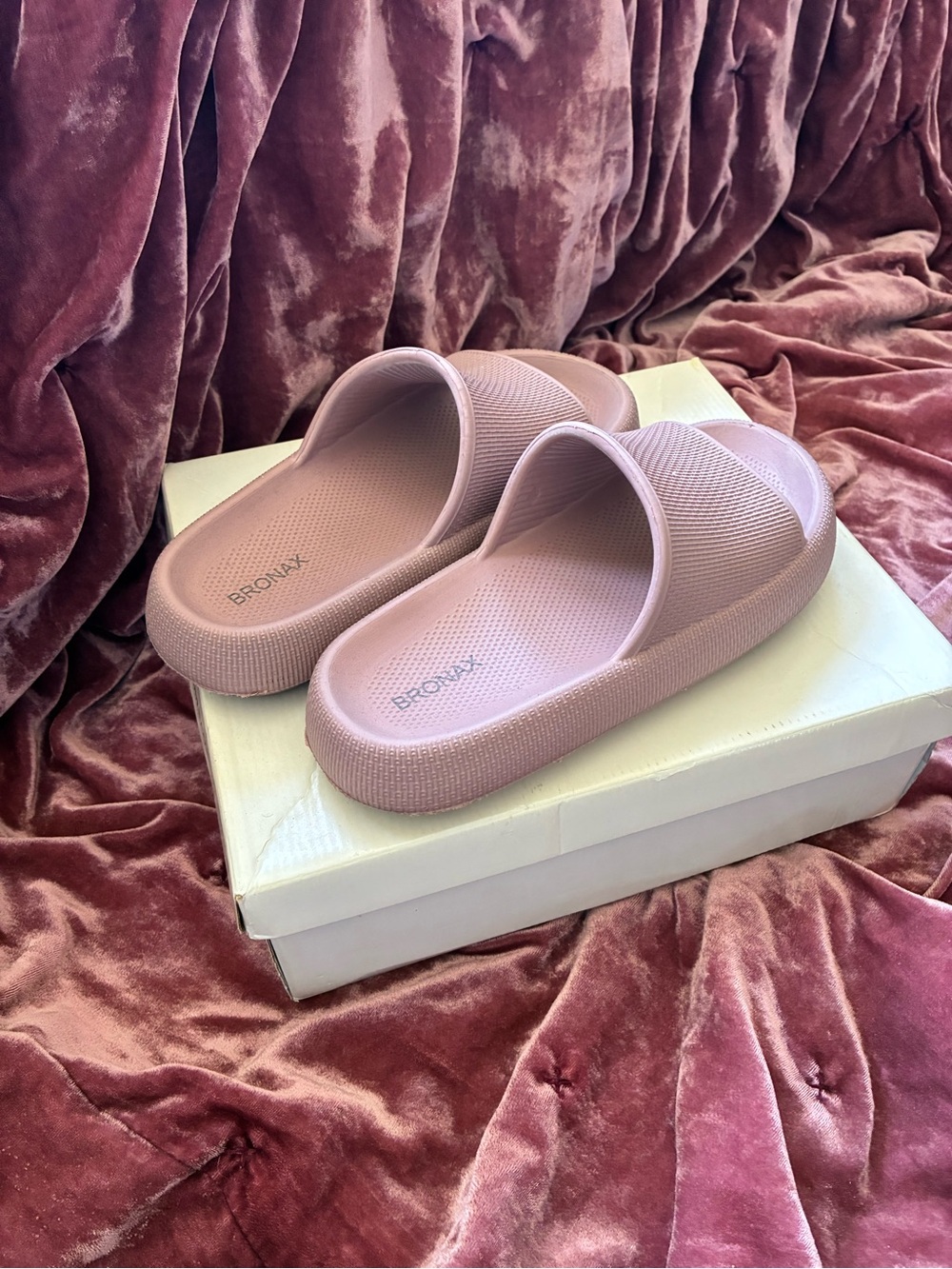 Padded Slide Sandals in Dusty Rose